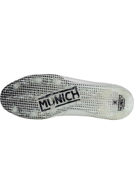 Munich Trick 01 Blanco